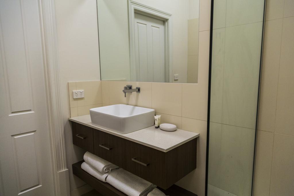 Simmers Serviced Apartments Williamstown Rum bild